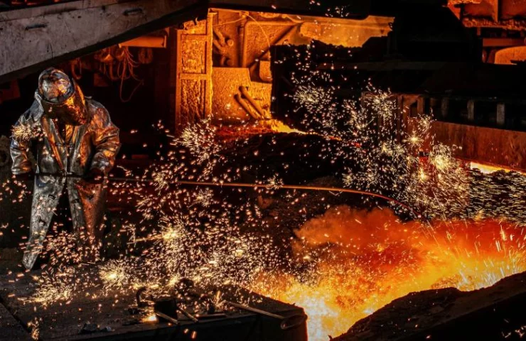 Наприкінці 2021 року Україні вдалося потіснити Італію у рейтингу світових виробників сталі