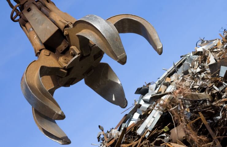 Укрзализныця вышла на нетипичные торги металлоломом с необычными ценами – Держзовнішінформ