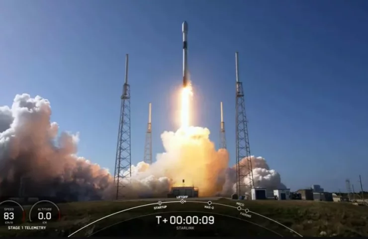 SpaceX запустила 46 спутников Starlink и в сотый раз посадила ракету Falcon 9
