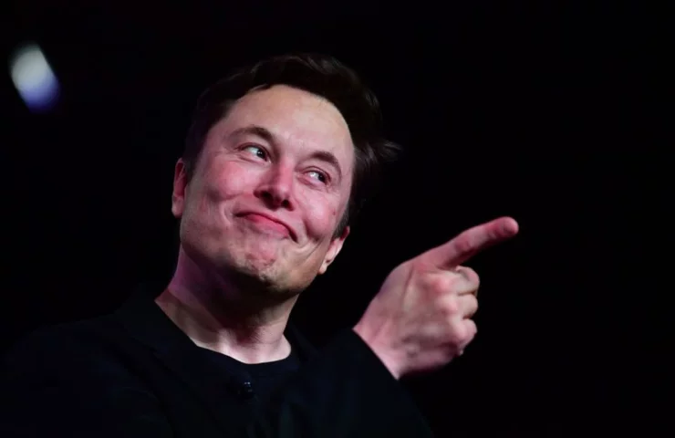 Ілон Маск подвоює ставку на Китай із заводом Tesla у Шанхаї