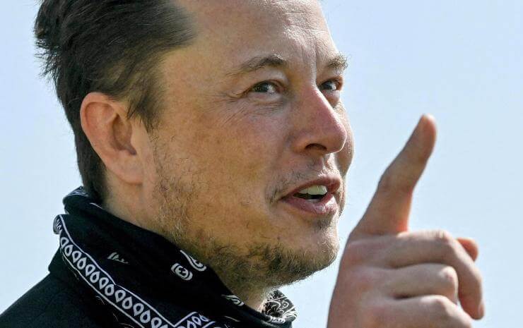 Elon Musk is in trouble again with the authorities because of his tweets