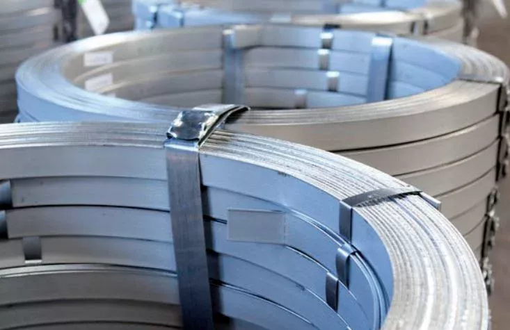 Galvanized steel strips for grounding installation