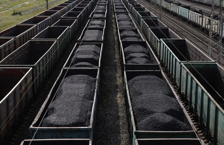 В Китае запустят больше грузовых поездов для увеличения перевозок угля