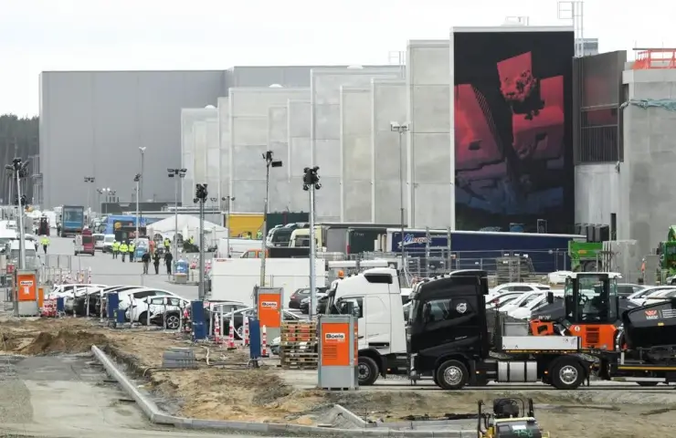 Tesla gigafactory finally launched in Berlin