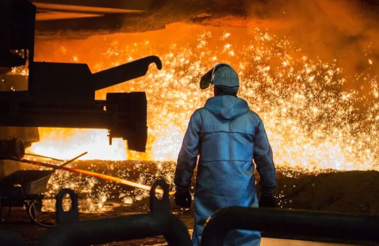 Thyssenkrupp не сможет отделить сталелитейный бизнес из-за войны в Украине