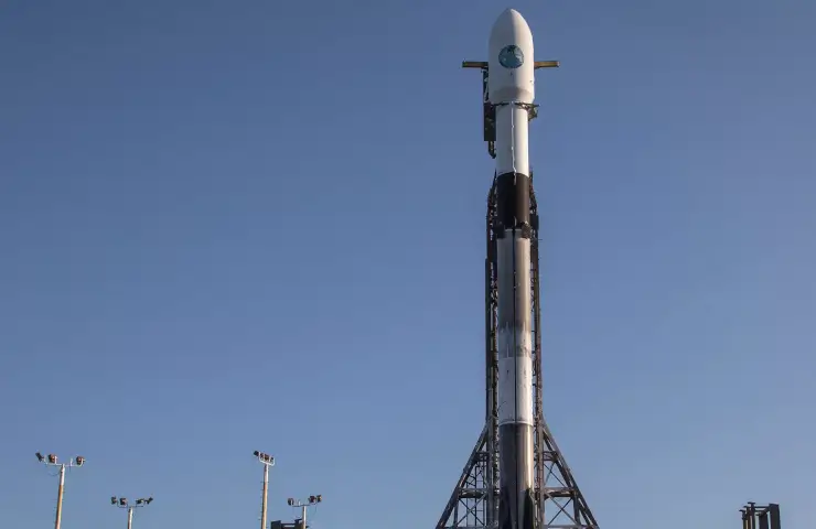 Elon Musk's SpaceX launches American spy satellite today