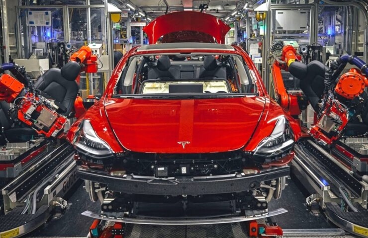 Tesla posts record first-quarter revenue