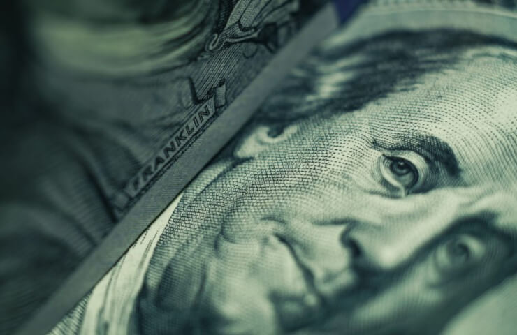 Медь подешевела на ожиданиях резкого повышения ставок в США