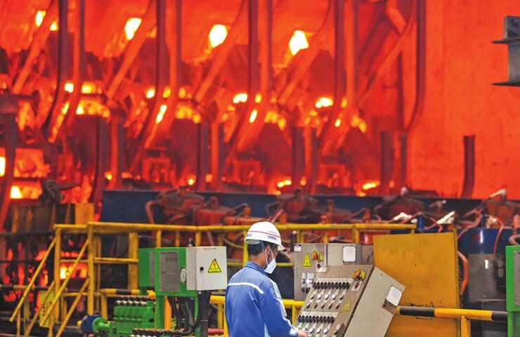 China's iron and steel producer price index up 5.6% in April
