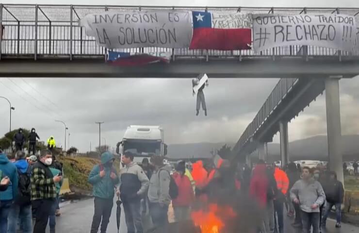 Шахтарі найбільшої у світі компанії з виробництва міді оголосили безстроковий страйк