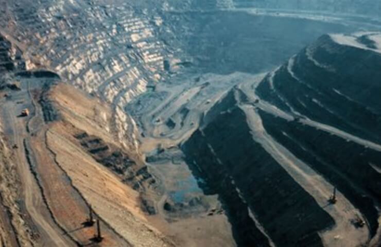 Ferrexpo ограничивает добычу железной руды в Украине из-за проблем с логистикой