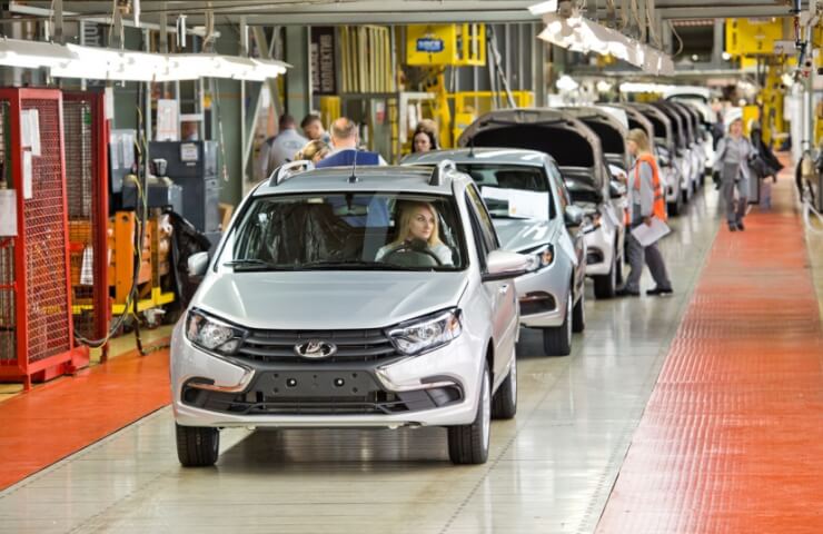 АВТОВАЗ возобновил выпуск автомобилей