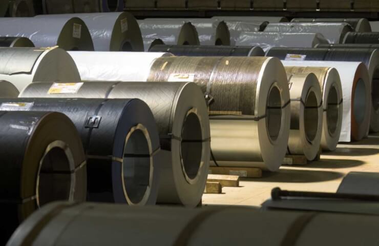 US steel prices fall to December 2020 levels