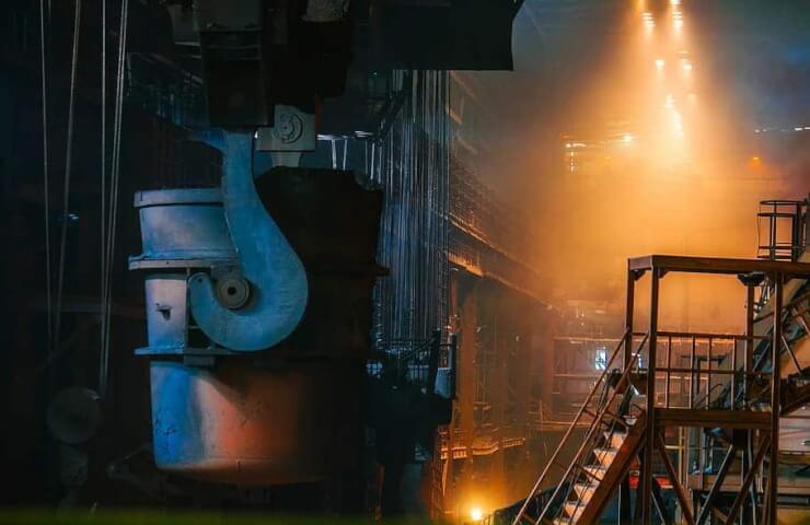 Виробництво сталі в Китаї у липні знижується, але це не впливає на значний профіцит пропозиції