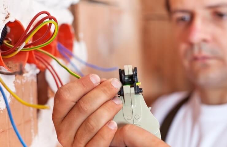 Электрик – мастер с образованием