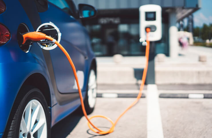 Подержанный электромобиль из Китая с гарантией один год