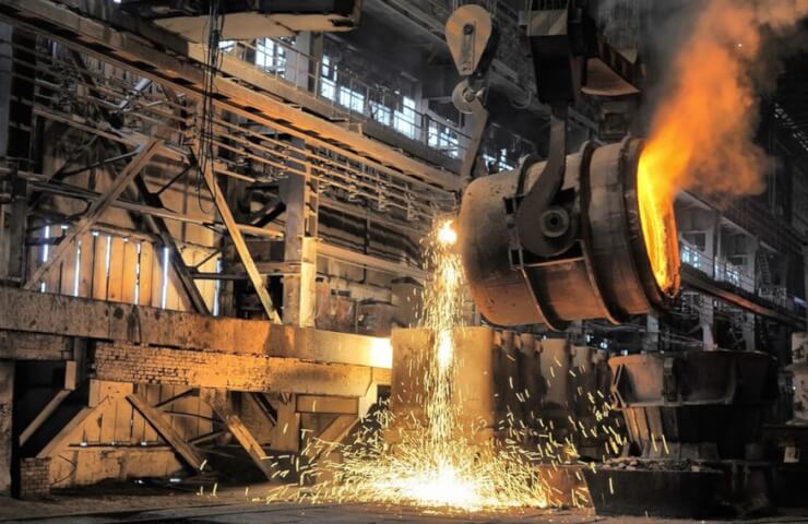 Мировой спрос на сталь падает и в 2022 году сократится на 2,3%: WorldSteel