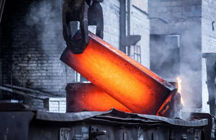 Dneprovsky Metallurgical Plant received almost UAH 2 billion in net profit last year