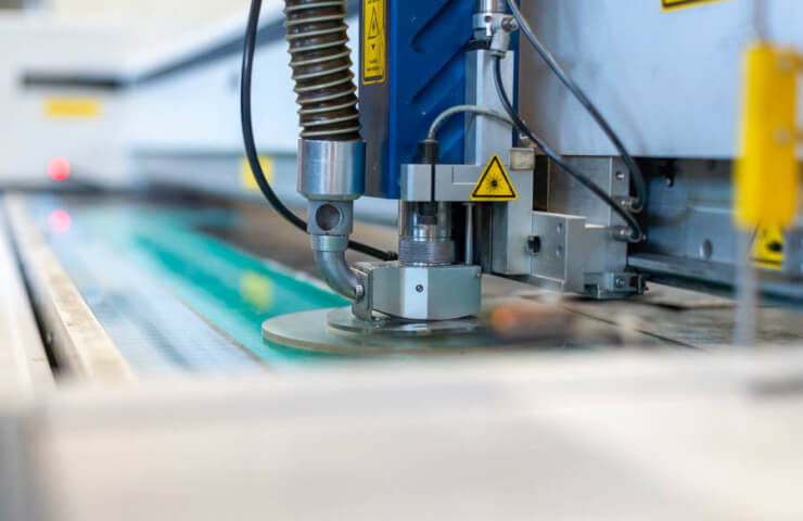 Лазерная резка ПЭТ и полистирола