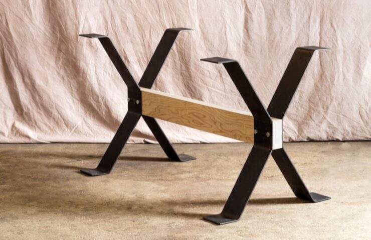 Різноманітний вибір металевих ніг для столів зроблять ваш заклад винятковим