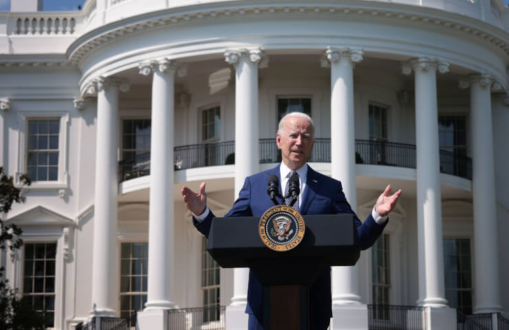 США повысят пошлины на более чем 100 видов металлов, минералов и химии из РФ