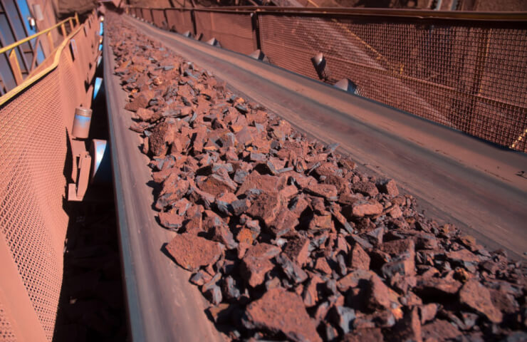 Iron ore prices continue to fall