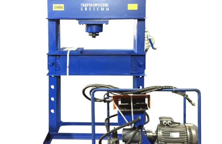 Гідравлічний прес для автосервісу