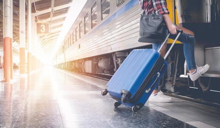 Особенности провоза багажа в вагоне поезда