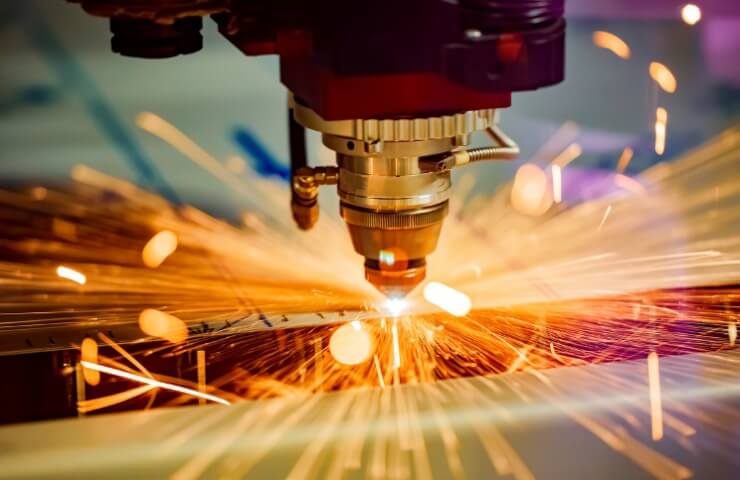 Різання металу за допомогою лазера
