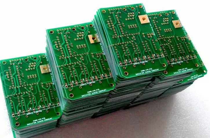 Assembly of printed circuit boards for single board computers