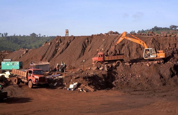 JSW Steel и ArcelorMittal нацелились на рудники и сталелитейный бизнес в восточной Индии