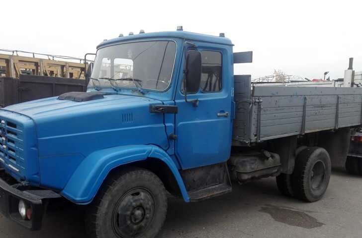 Завантаження та вивезення будівельного сміття