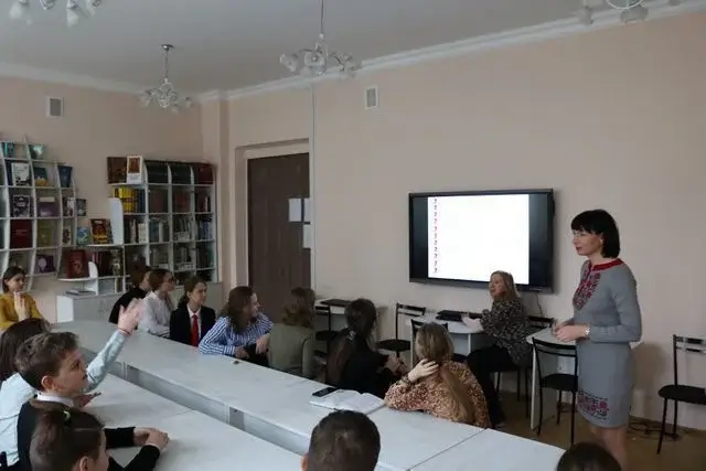Internet platform for choosing a school in Ukraine
