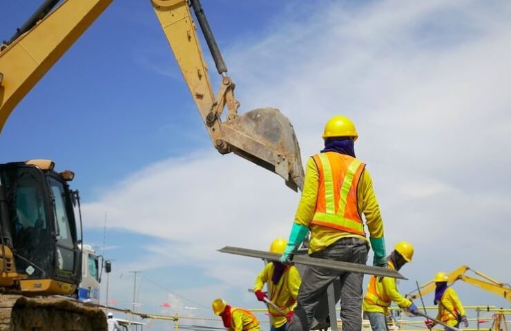 Работа на стройке во Франкфурте-на-Майне: превосходные условия для профессионального роста