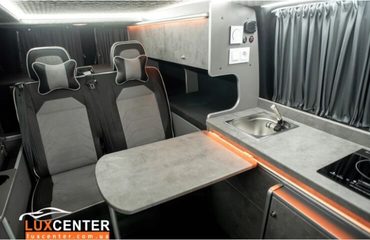 Переоборудование микроавтобусов по проекту клиента