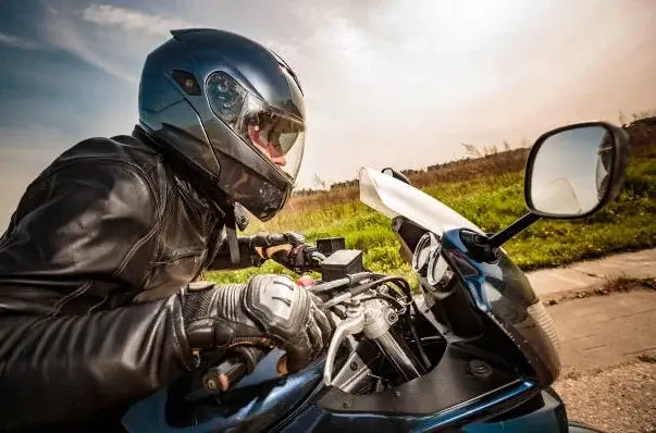 Choosing and buying a used motorcycle: a guide for beginners