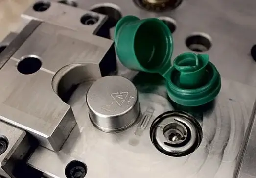 Прес-форми для лиття пластмасових виробів