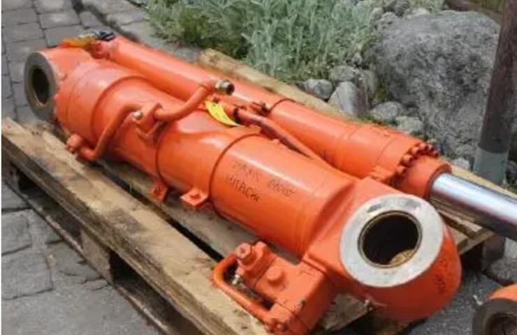 Чому варто вибрати гідроциліндри: основні переваги агрегатів