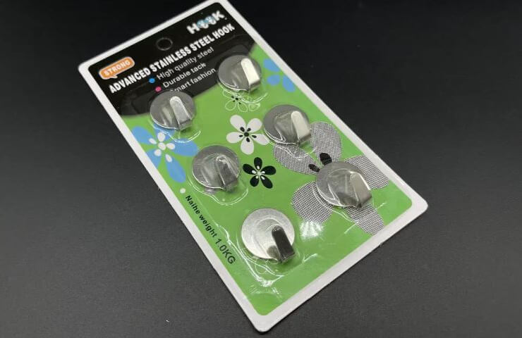 Купівля самоклеючих гачків