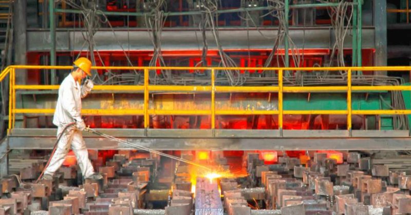 China reduced steel production by 5% in January-February 2025
