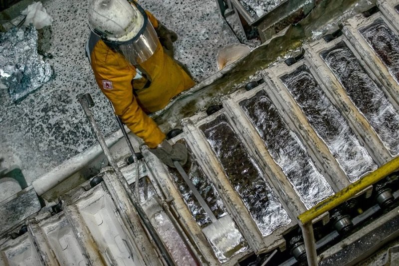 RUSAL has produced a series of flat bars using more than 50% aluminum scrap