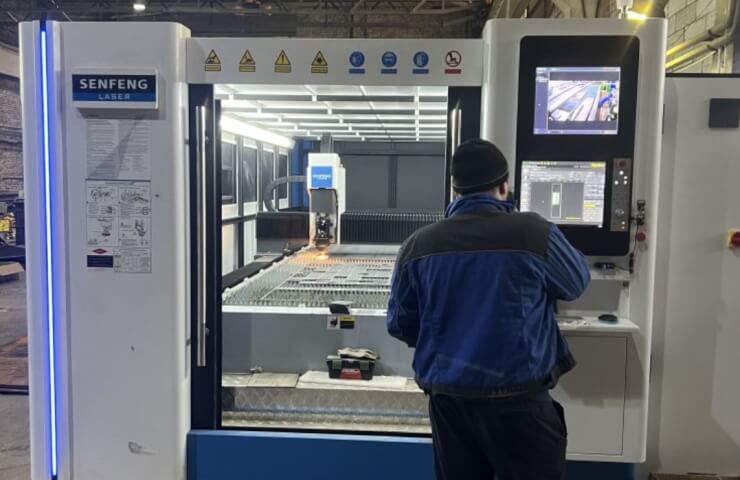 Laser metal cutting services from Vik Services