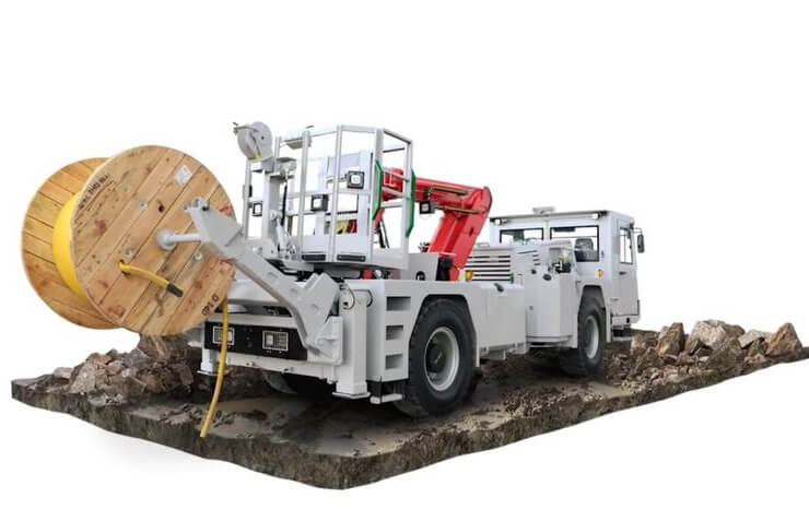 Свет и связь под землей: кабелеукладчик BCS от ГХХ Фарцойге на Гайском ГОКе