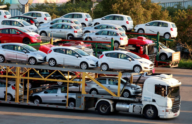 The United States has formalized a quota for car imports for the UK