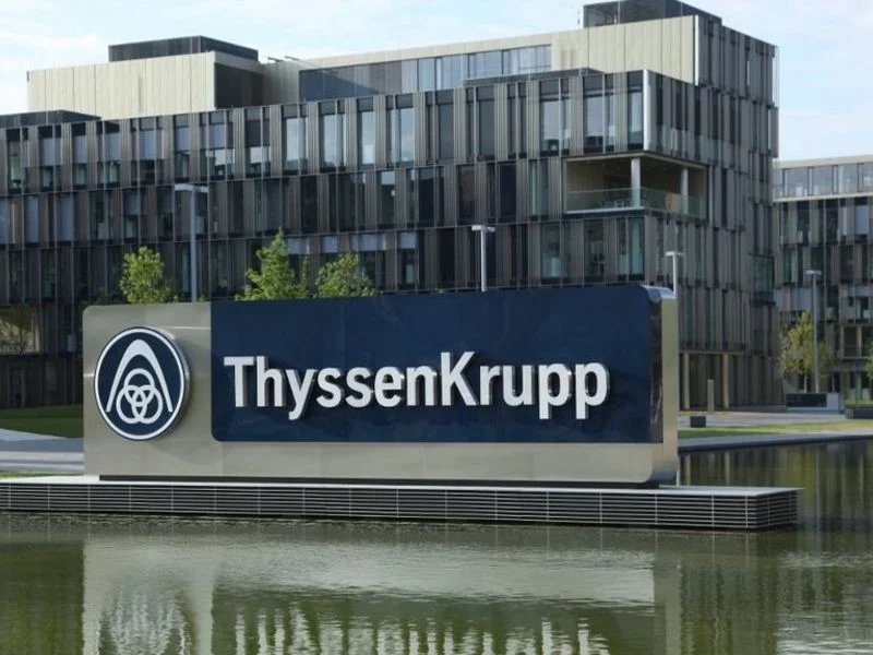 The first slabs were poured in Duisburg: a new era of Thyssenkrupp steel production has begun