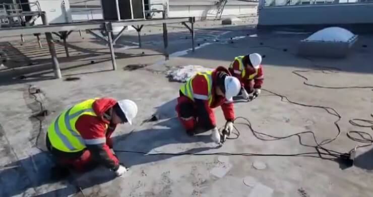 Восстановление защитного слоя плоской кровли