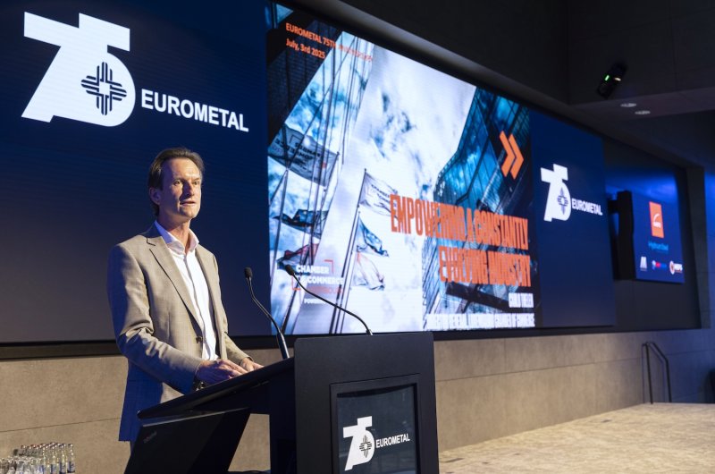 Eurometal has started collecting information from EU associations, national federations and steel consumers regarding imports of low-cost steel derivatives into the EU. The Association analyzes the increase in imports compared to the continued decline in