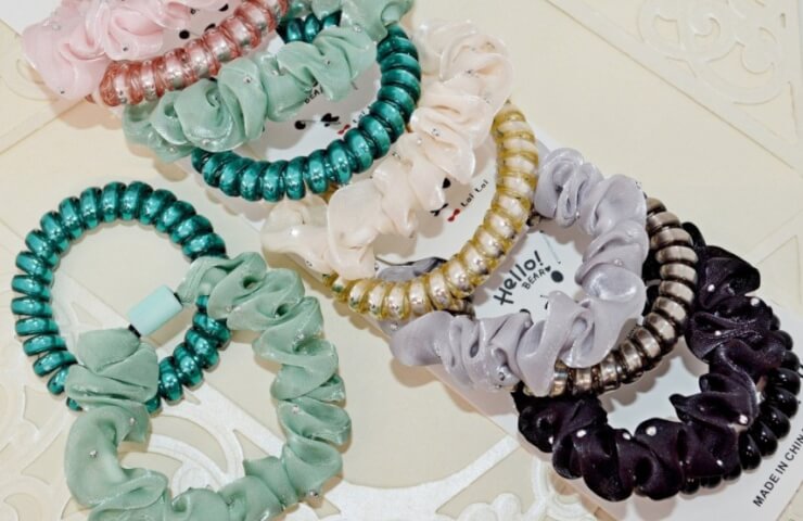 Как выбрать и купить резинки и заколки оптом для продажи в розницу: руководство для предпринимателей