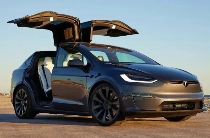 електромобіль vs бензин 2025