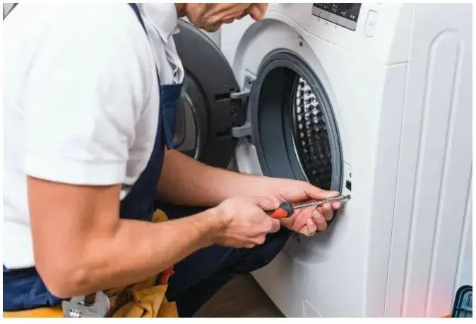 Ошибки на дисплее стиральной машины: расшифровка и устранение